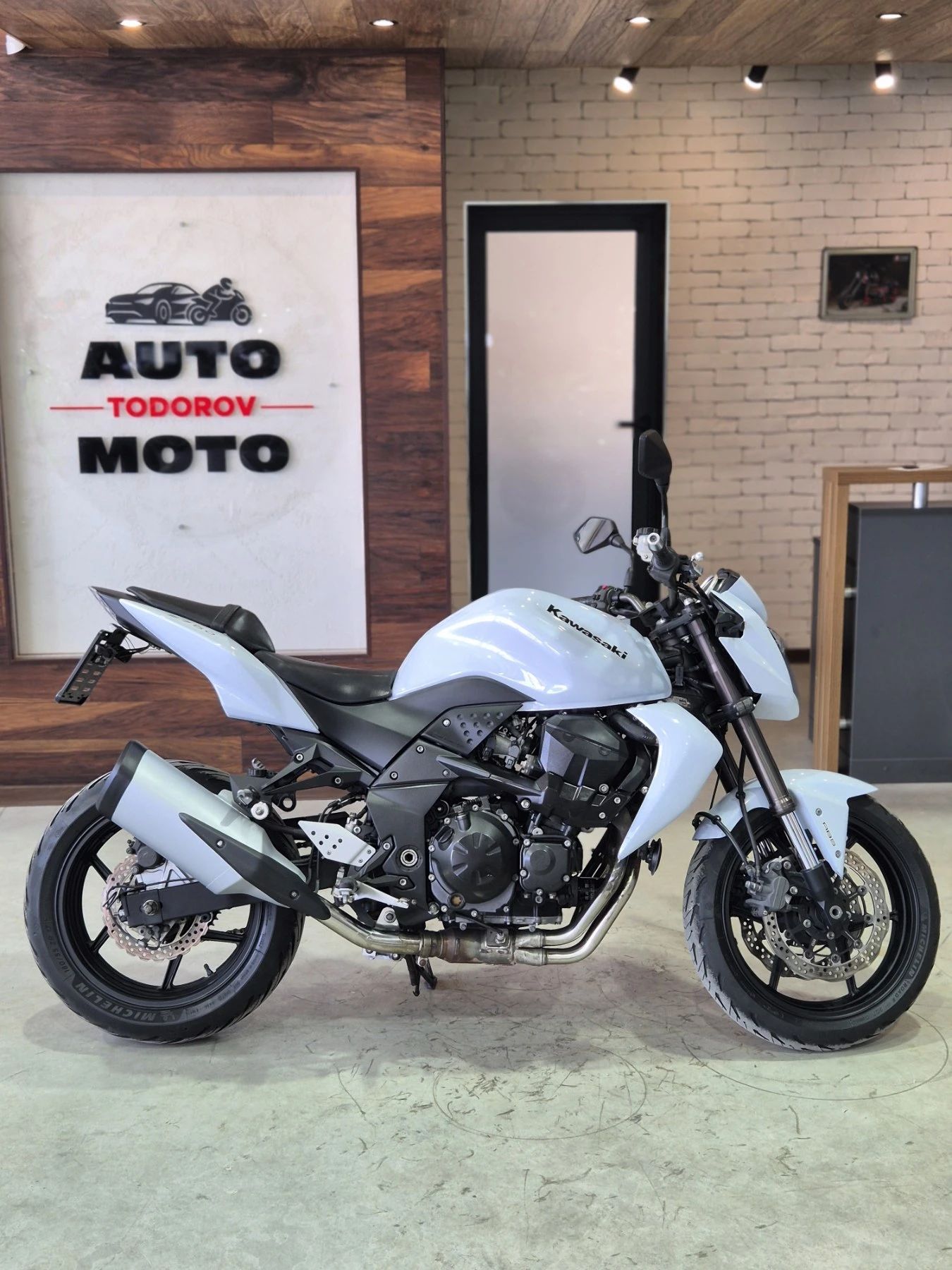 Kawasaki Z 750 ABS!!! Нов внос от ШВЕЙЦАРИЯ!!!, снимка 8 - Мотоциклети и мототехника - 55558085