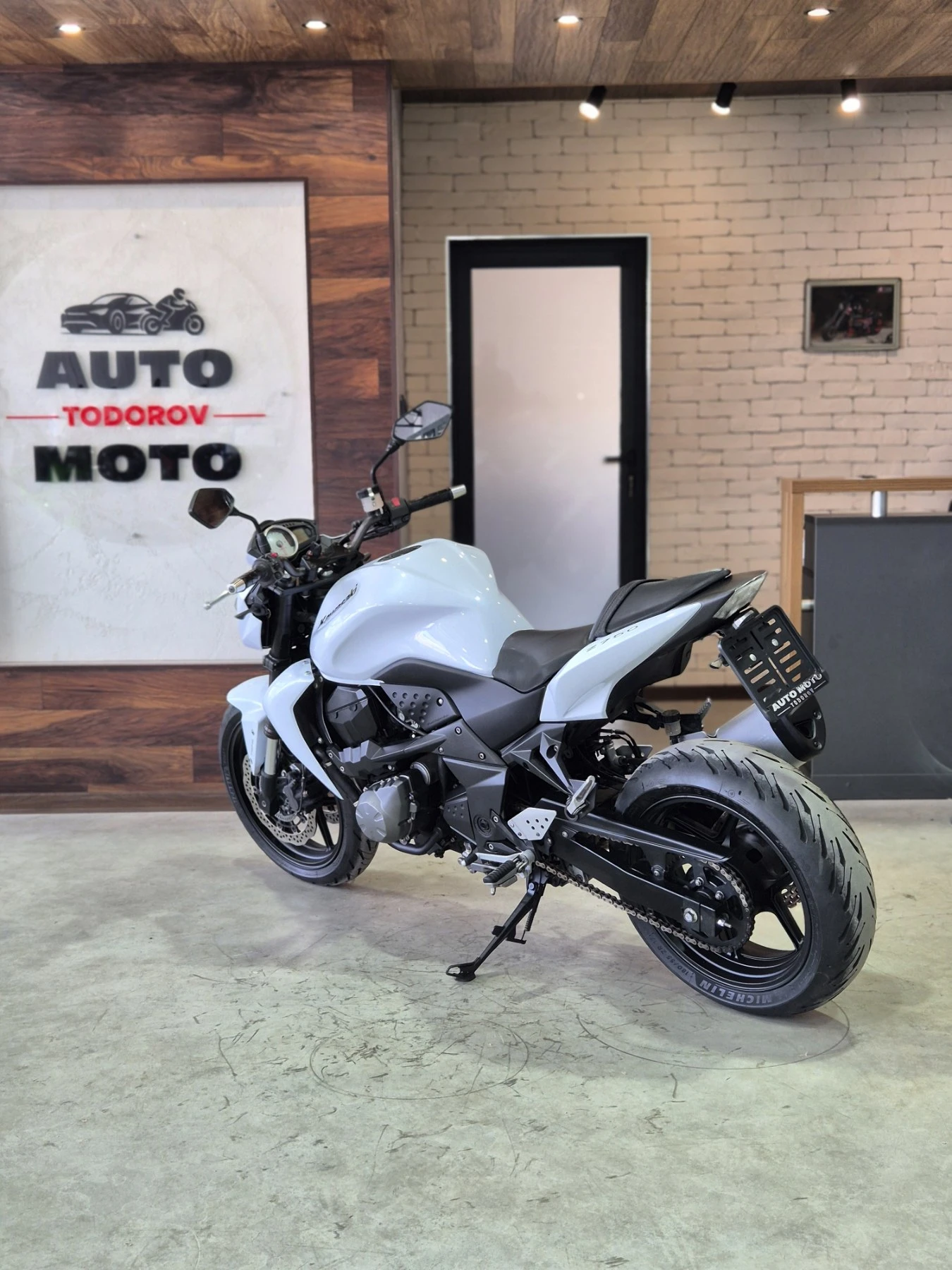 Kawasaki Z 750 ABS!!! Нов внос от ШВЕЙЦАРИЯ!!!, снимка 5 - Мотоциклети и мототехника - 55558085