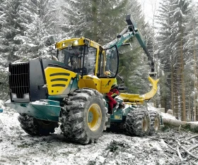 Специализирани машини Машини за дърводобив HSM 904F, снимка 1