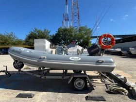      Joker Boat