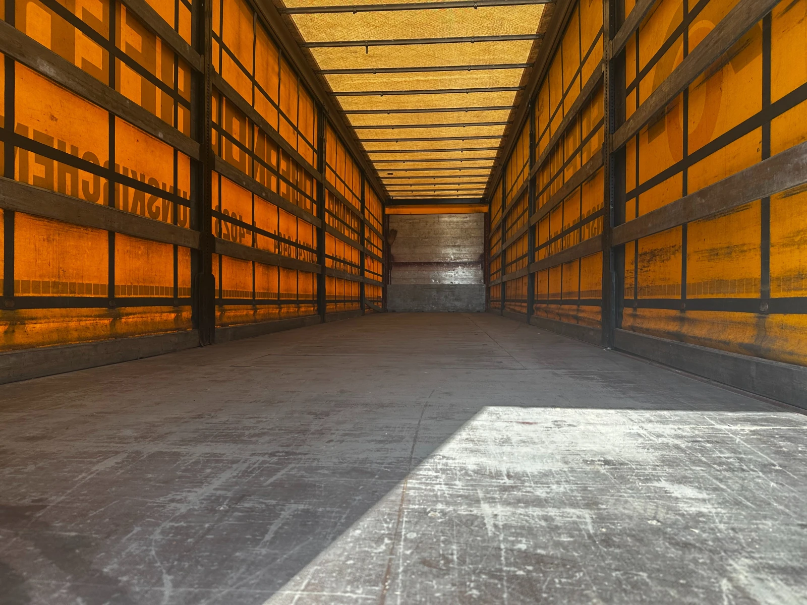 Полуремарке Schwarzmuller W-Serie, снимка 14 - Ремаркета - 54331509