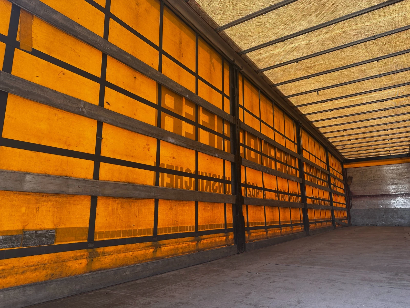 Полуремарке Schwarzmuller W-Serie, снимка 15 - Ремаркета - 54331509