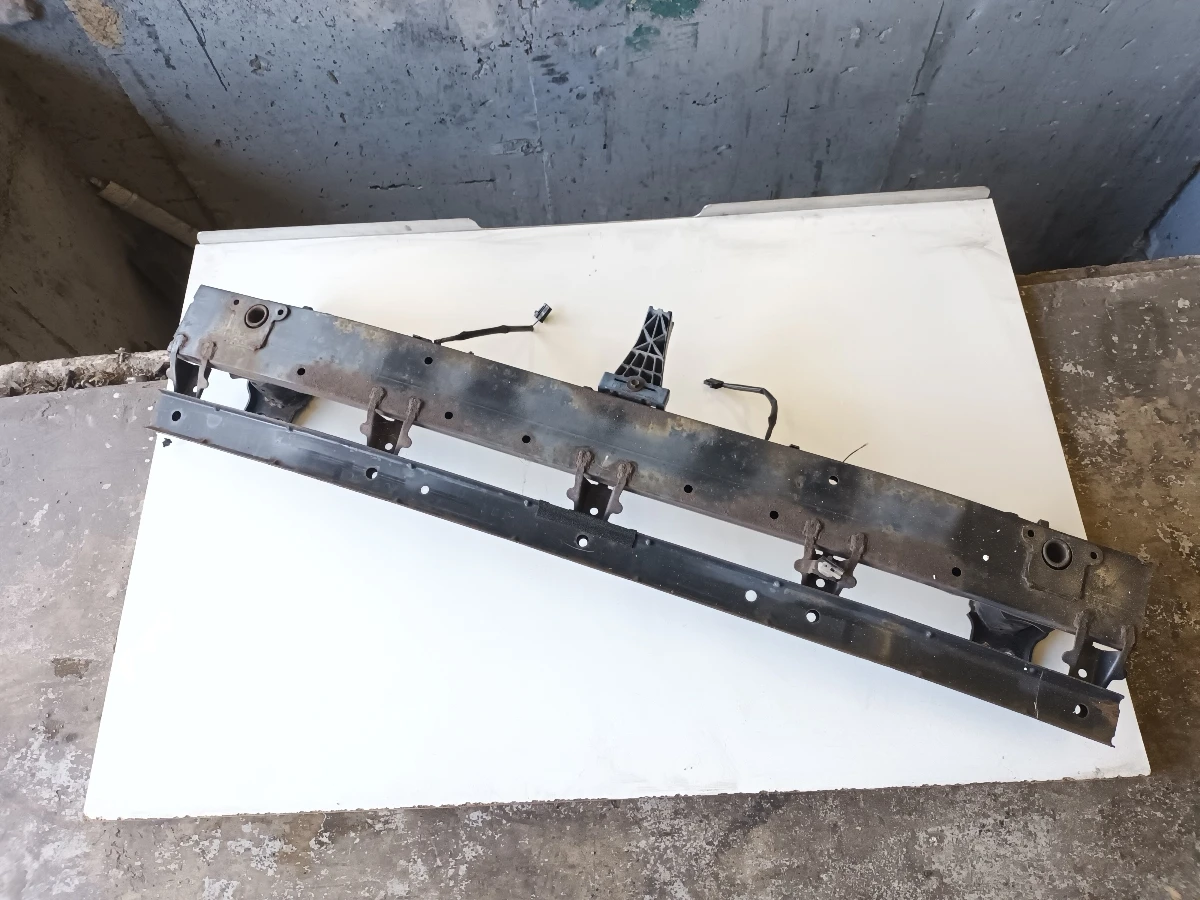 греда под броня предна Тойота Рав 4 2.2 д кат бл