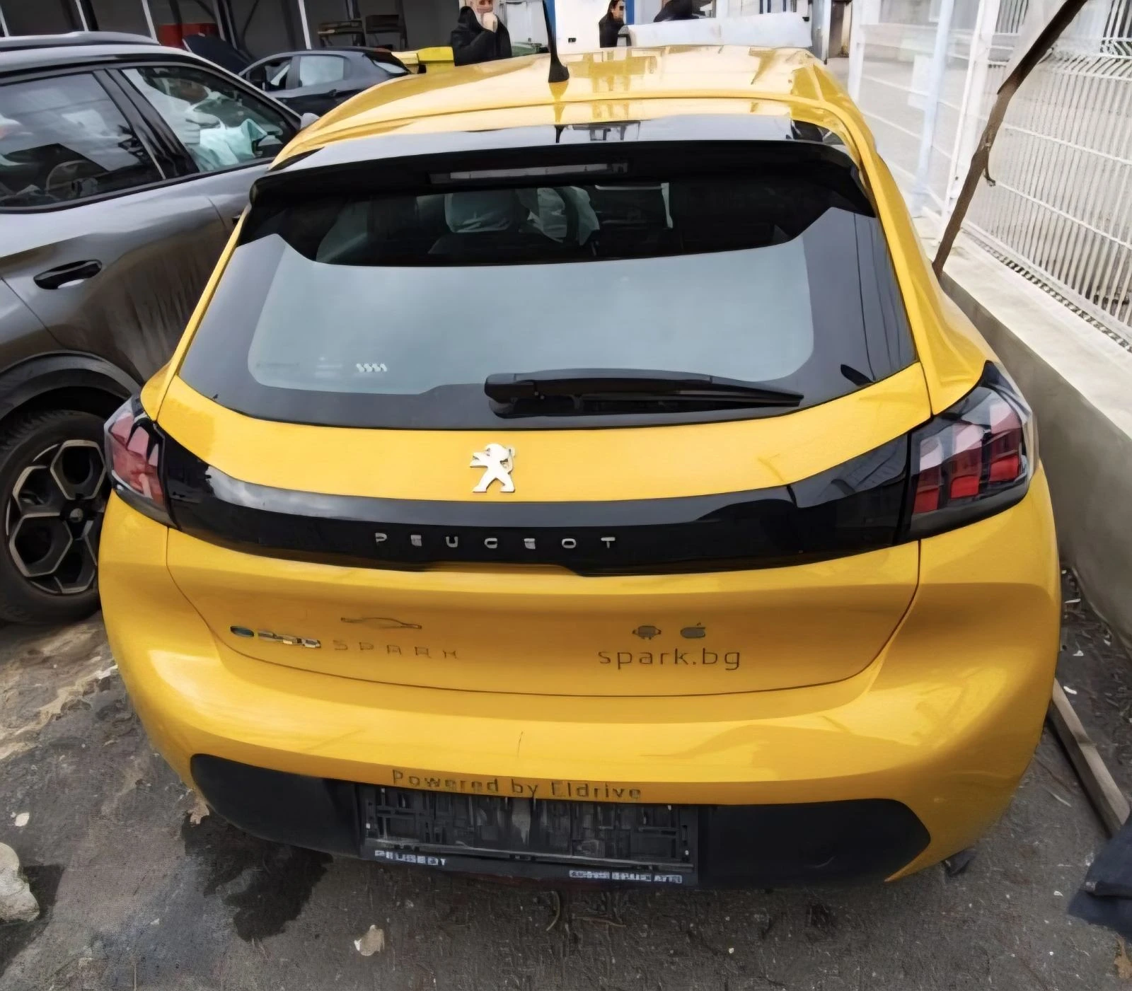 PEUGEOT e-208 �� ���������� ���������  | Mobile.bg � ����������� 2