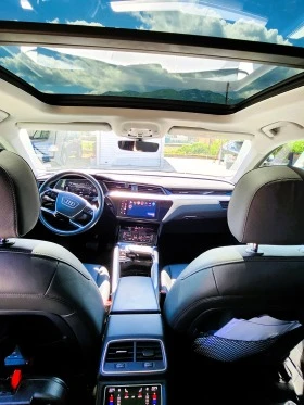 Audi E-Tron 50, ОБСЛУЖЕНА, ПАНОРАМА, АМБИЕНТНО, КАМЕРА, снимка 7