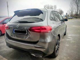 Mercedes-Benz GLA 200 Wide Digital* Ambient* Lane Assist* Full Led* , снимка 16