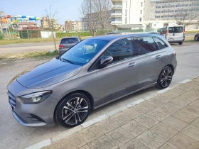 Mercedes-Benz GLA 200 Wide Digital* Ambient* Lane Assist* Full Led* , снимка 17