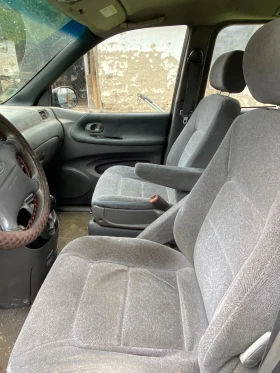 Kia Carnival 2.9, снимка 3