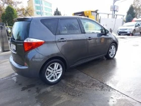 Toyota Verso S 1.4D4-D 90k.c., снимка 3