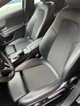 Mercedes-Benz A 180 * Нави* Камера* Асистенти, снимка 12