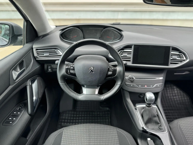 Peugeot 308 1.5 D 130 К.С. 2020 Г. 83 000 КМ. ЕВРО 6 КАТО НОВА, снимка 7 - Автомобили и джипове - 47061696