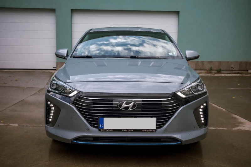 Hyundai Ioniq PHEV, снимка 5 - Автомобили и джипове - 47430692