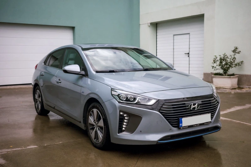 Hyundai Ioniq PHEV, снимка 1 - Автомобили и джипове - 47430692