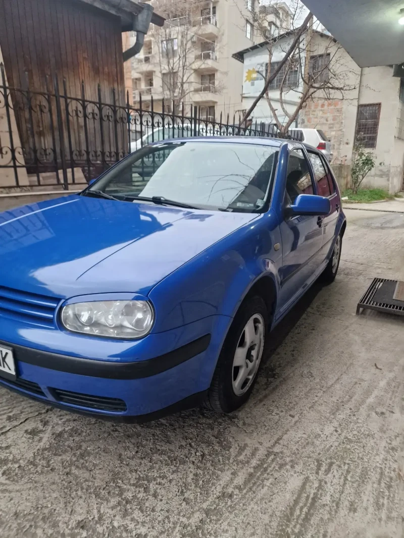 VW Golf 1.6 газ/бензин , снимка 2 - Автомобили и джипове - 49041684