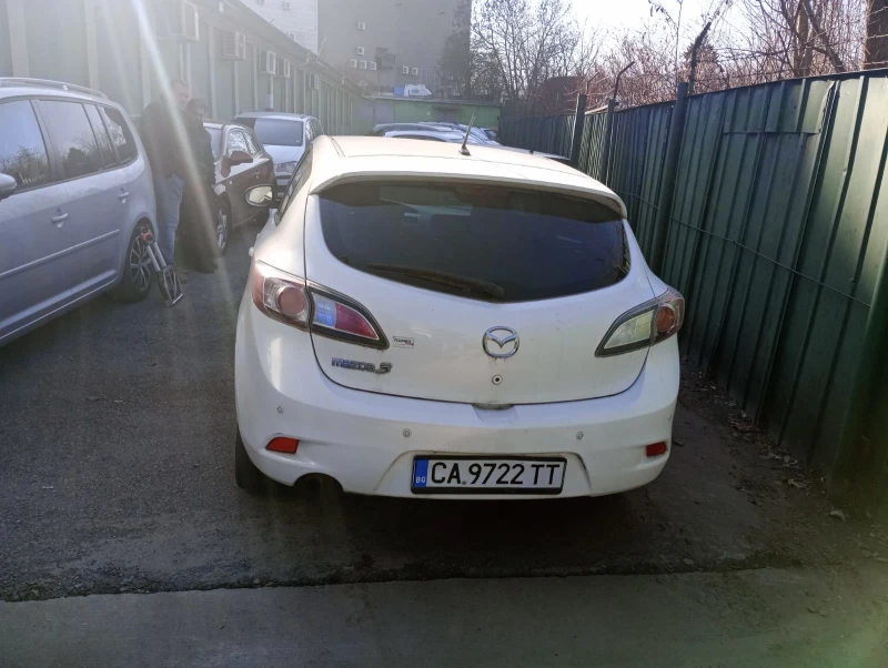 Mazda 3 1.6, снимка 4 - Автомобили и джипове - 49370129