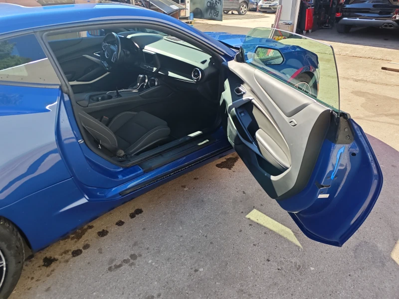 Chevrolet Camaro 2.0T, снимка 9 - Автомобили и джипове - 52031023