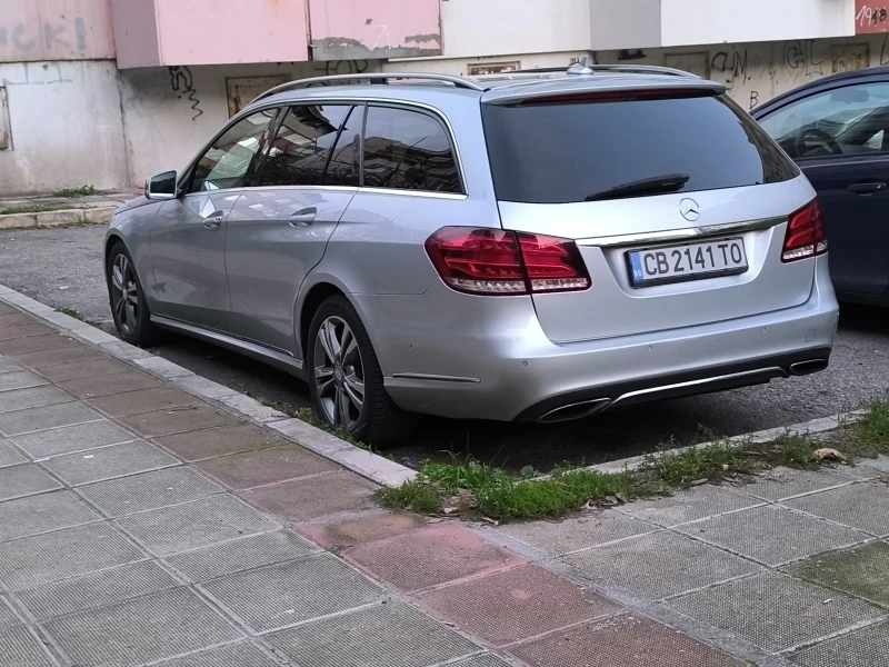Mercedes-Benz E 200, снимка 3 - Автомобили и джипове - 52616888