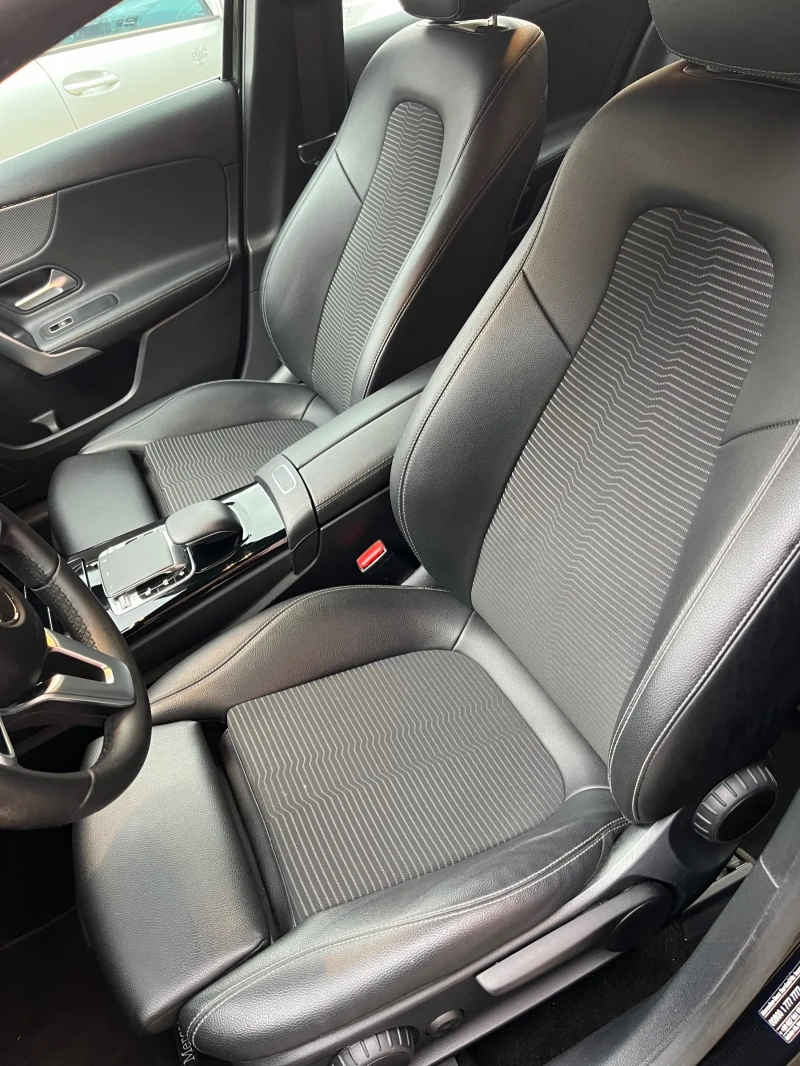 Mercedes-Benz A 180 * Нави* Камера* Асистенти, снимка 12 - Автомобили и джипове - 52677385