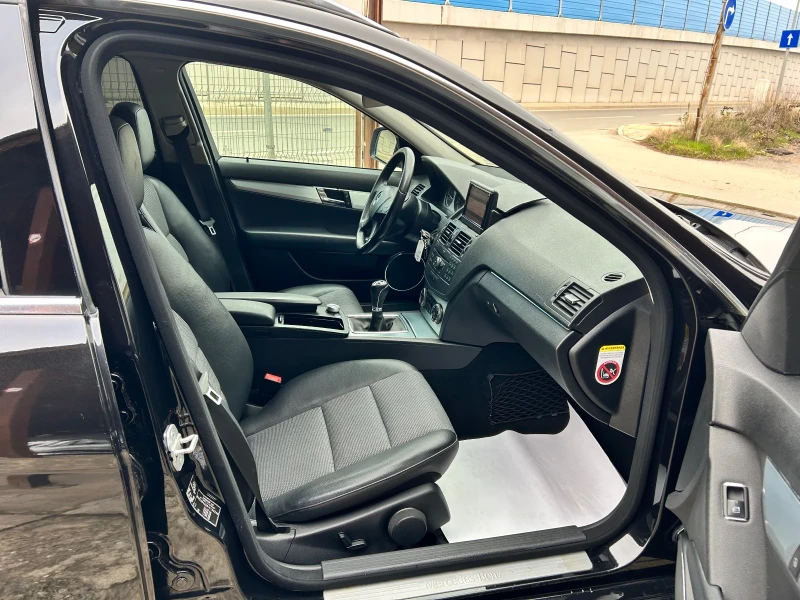 Mercedes-Benz C 220 CDI AVANTGARDE OM646, снимка 14 - Автомобили и джипове - 52708999