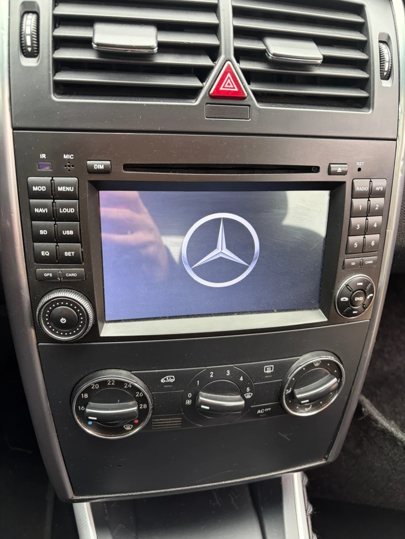 Mercedes-Benz B 200 2.0D * NAVI* 6 скорости, снимка 9 - Автомобили и джипове - 52804201