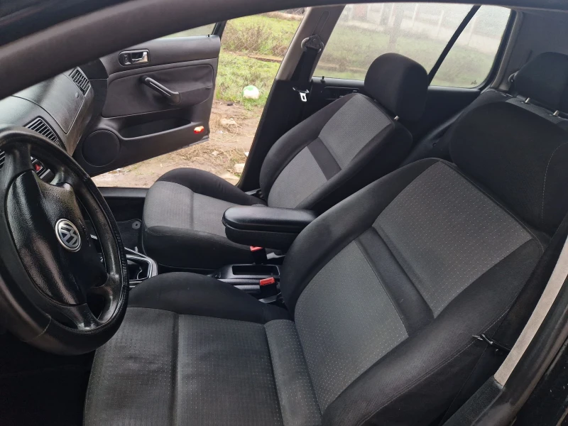 VW Golf 1.9TDI 101к.с., снимка 7 - Автомобили и джипове - 52869322