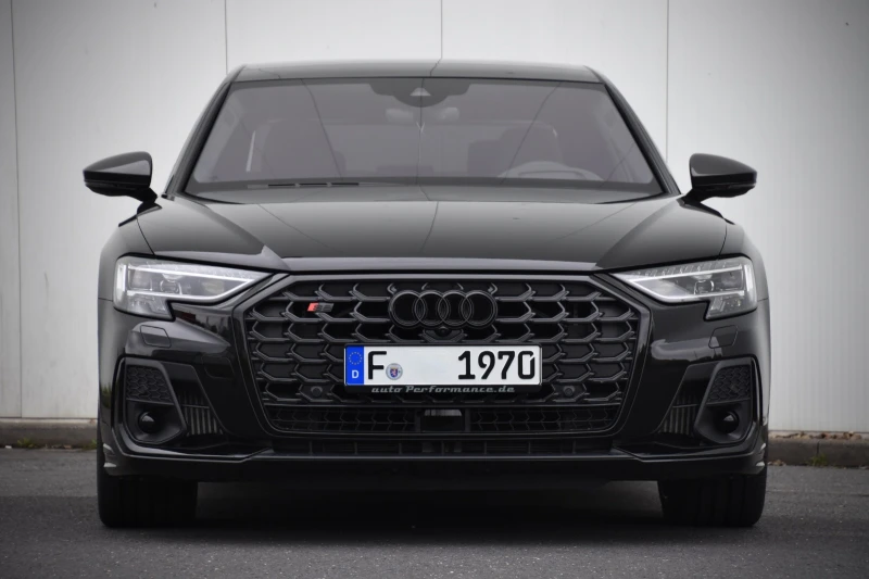 Audi S8, снимка 2 - Автомобили и джипове - 52920665