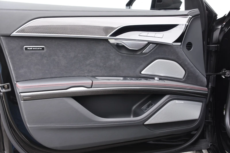 Audi S8, снимка 13 - Автомобили и джипове - 52920665