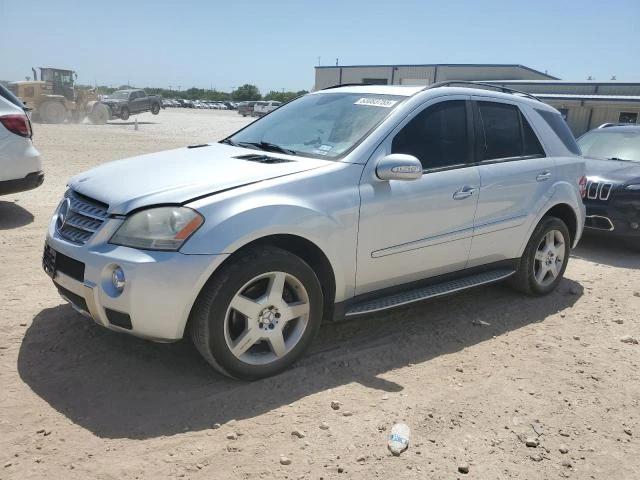 Mercedes-Benz ML 550 4MATIC - изображение 2