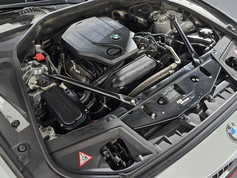 BMW 520 520d xDrive M Aero Dynamic| 190к.с.| ВКЛ.ТЕХНОТЕСТ, снимка 6 - Автомобили и джипове - 55217458