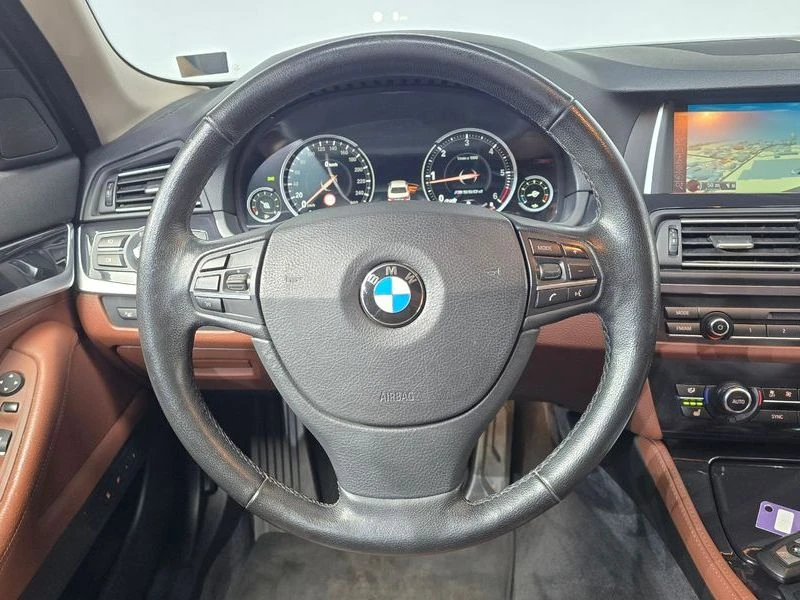 BMW 520 520d xDrive M Aero Dynamic| 190к.с.| ВКЛ.ТЕХНОТЕСТ, снимка 12 - Автомобили и джипове - 55217458