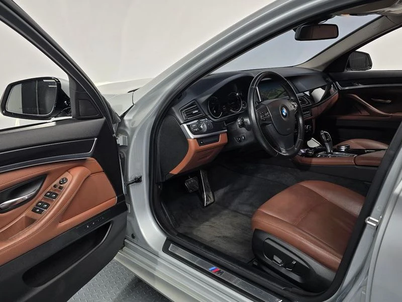 BMW 520 520d xDrive M Aero Dynamic| 190к.с.| ВКЛ.ТЕХНОТЕСТ, снимка 10 - Автомобили и джипове - 55217458
