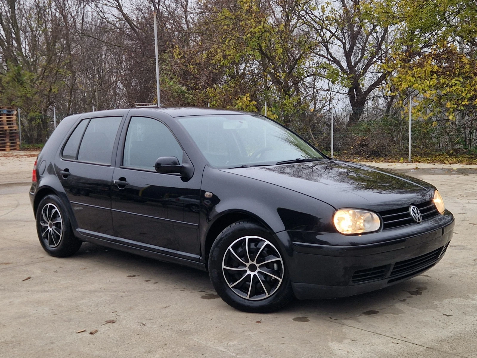 VW Golf 1.9TDI 101к.с., снимка 1