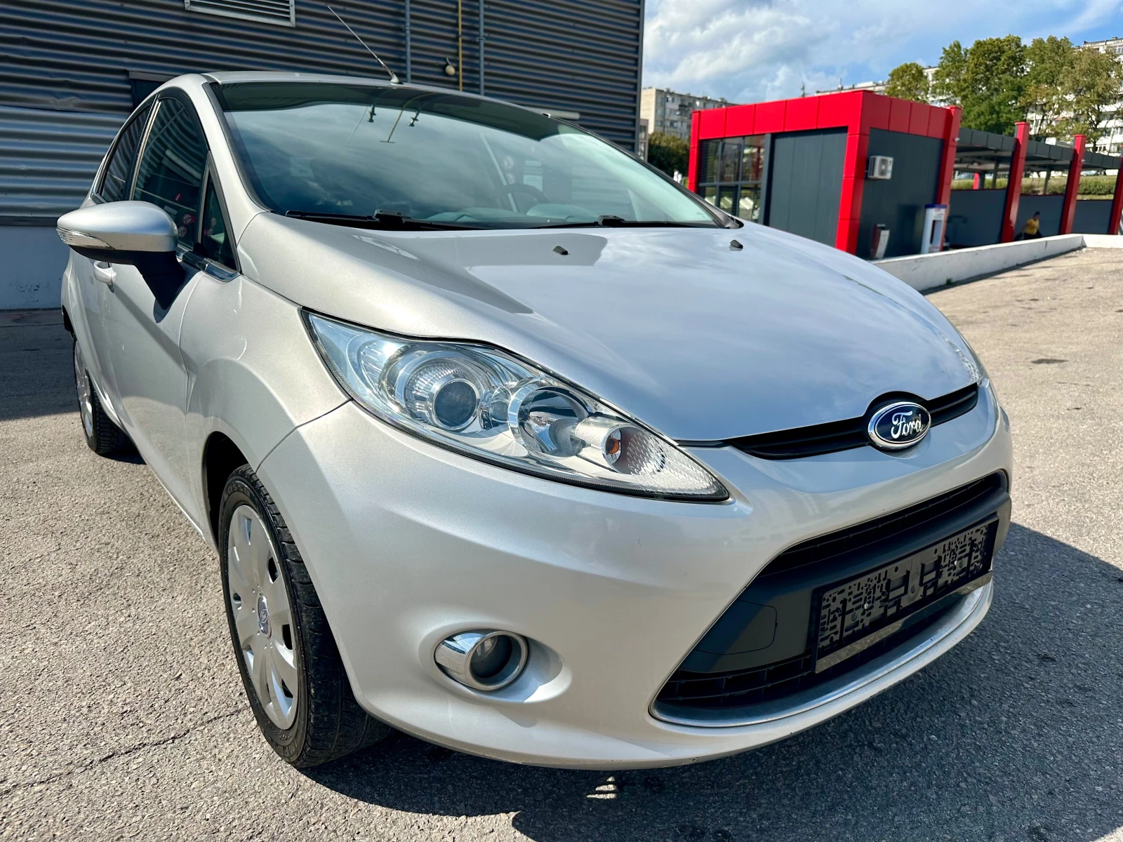 Ford Fiesta 1.4 I GPL  - изображение 2