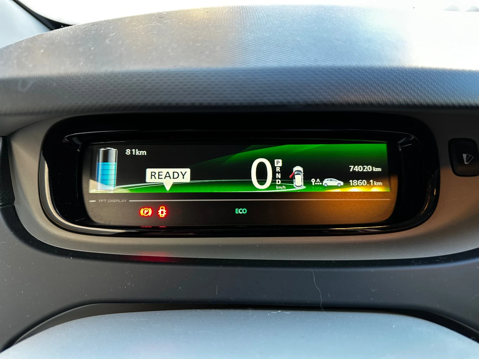 Renault Zoe  - изображение 6