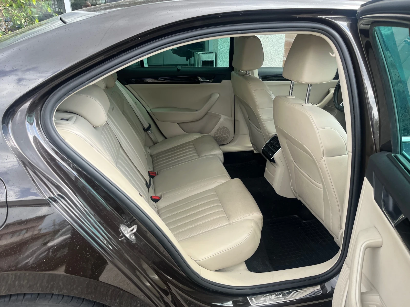 Skoda Superb 2.0TDI 7DSG 4X4 - изображение 7