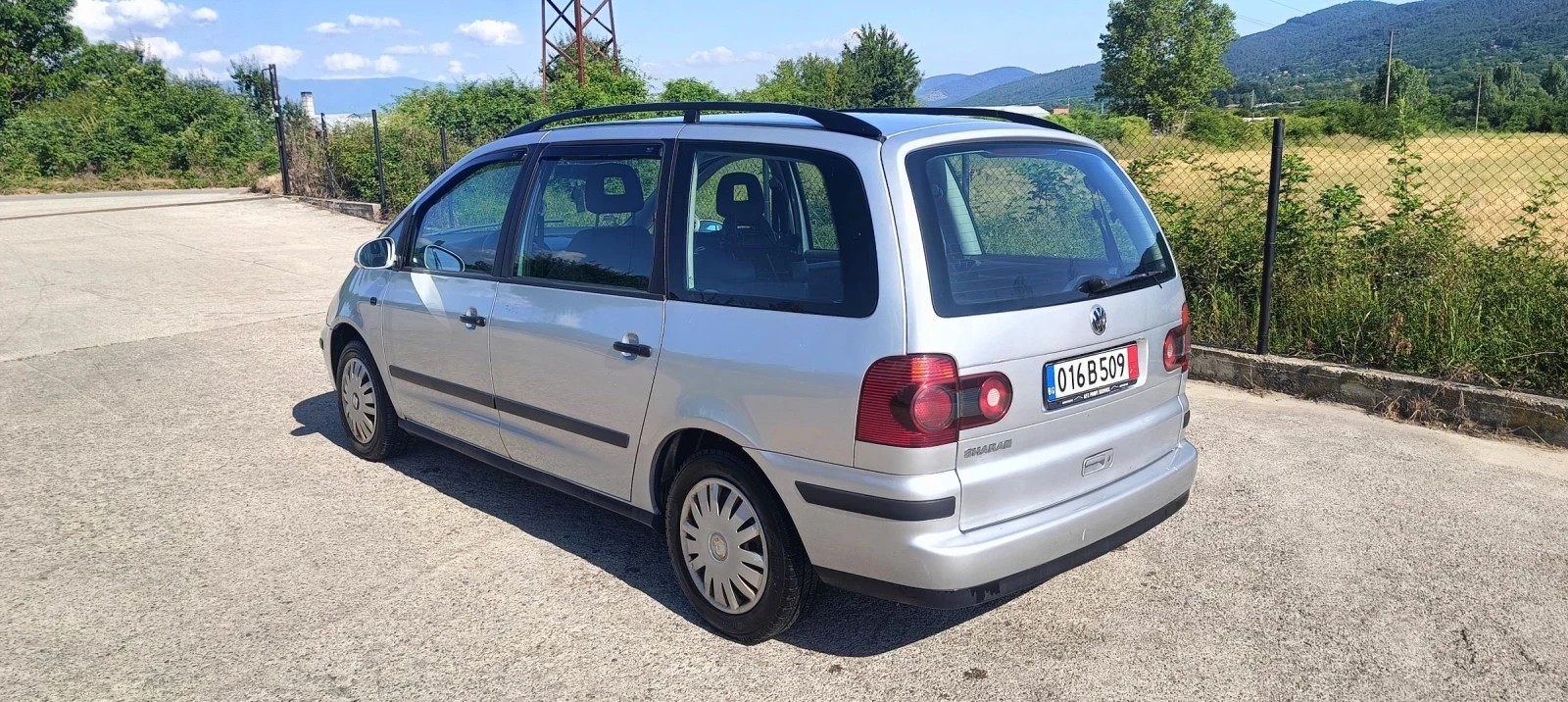 VW Sharan 2.0TDi 140k 5+ 1 - изображение 3