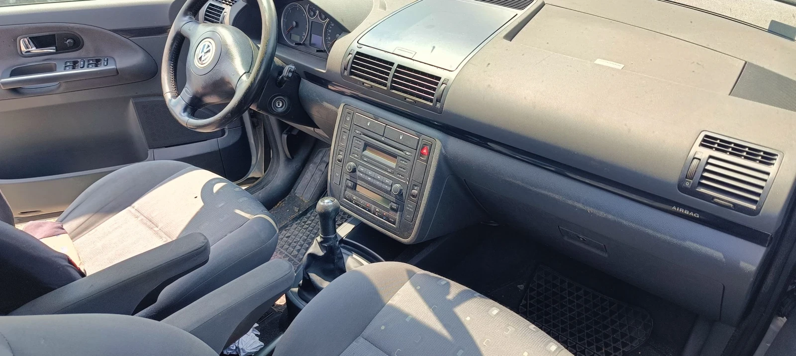 VW Sharan 2.0TDi 140k 5+ 1 - изображение 6