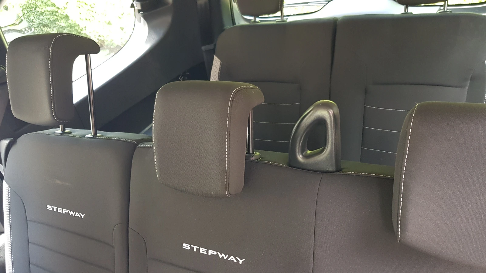 Dacia Lodgy steplay 1.3TCE 130p.s - изображение 8