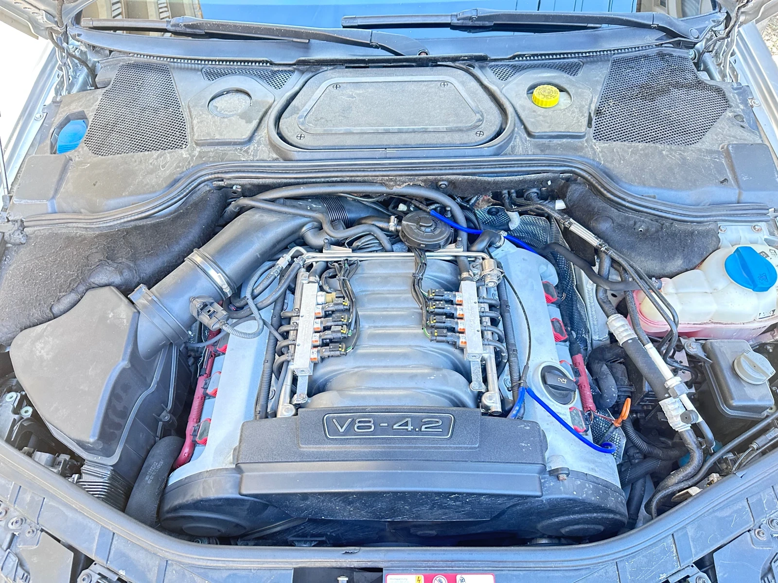 Audi A8 A8 4.2fsi - изображение 8