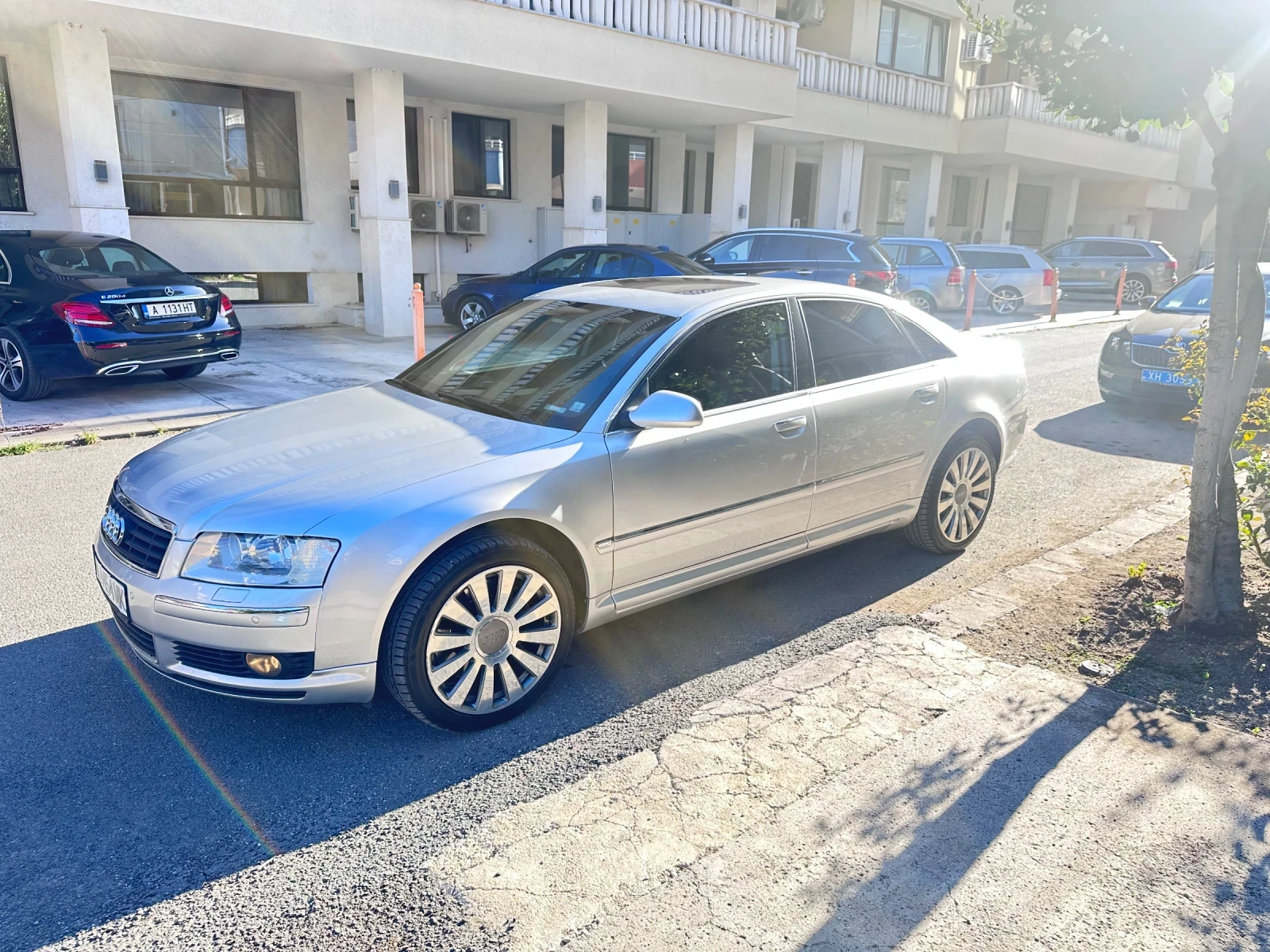 Audi A8 A8 4.2fsi - изображение 2