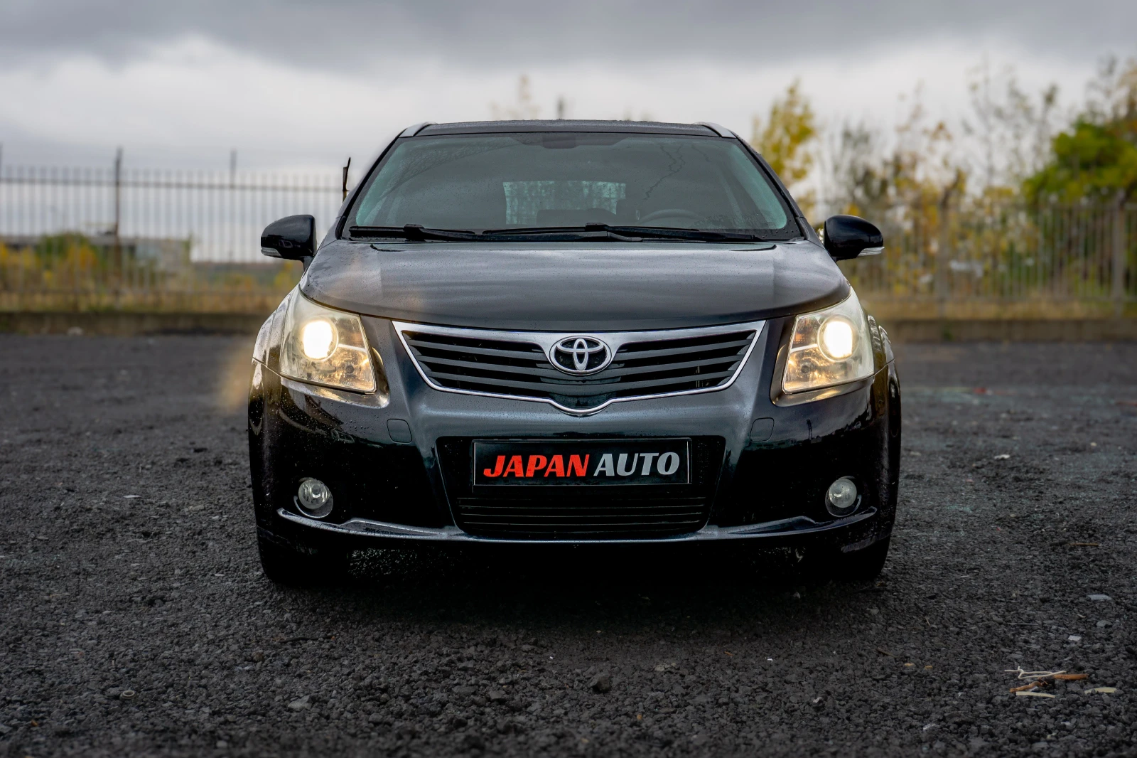 Toyota Avensis 1.8 VVT-i | С ГАРАНЦИЯ  - изображение 2
