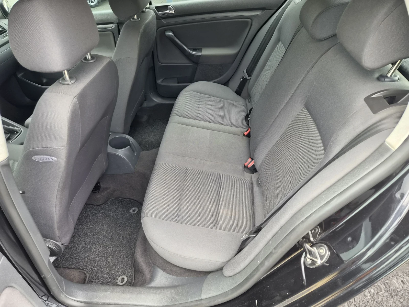 VW Golf 1.6 | Mobile.bg � ����������� 12