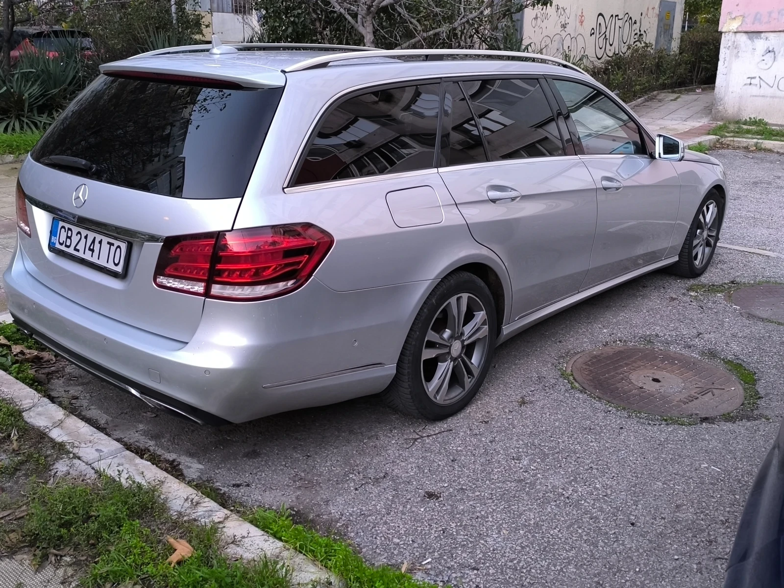 Mercedes-Benz E 200  - изображение 4