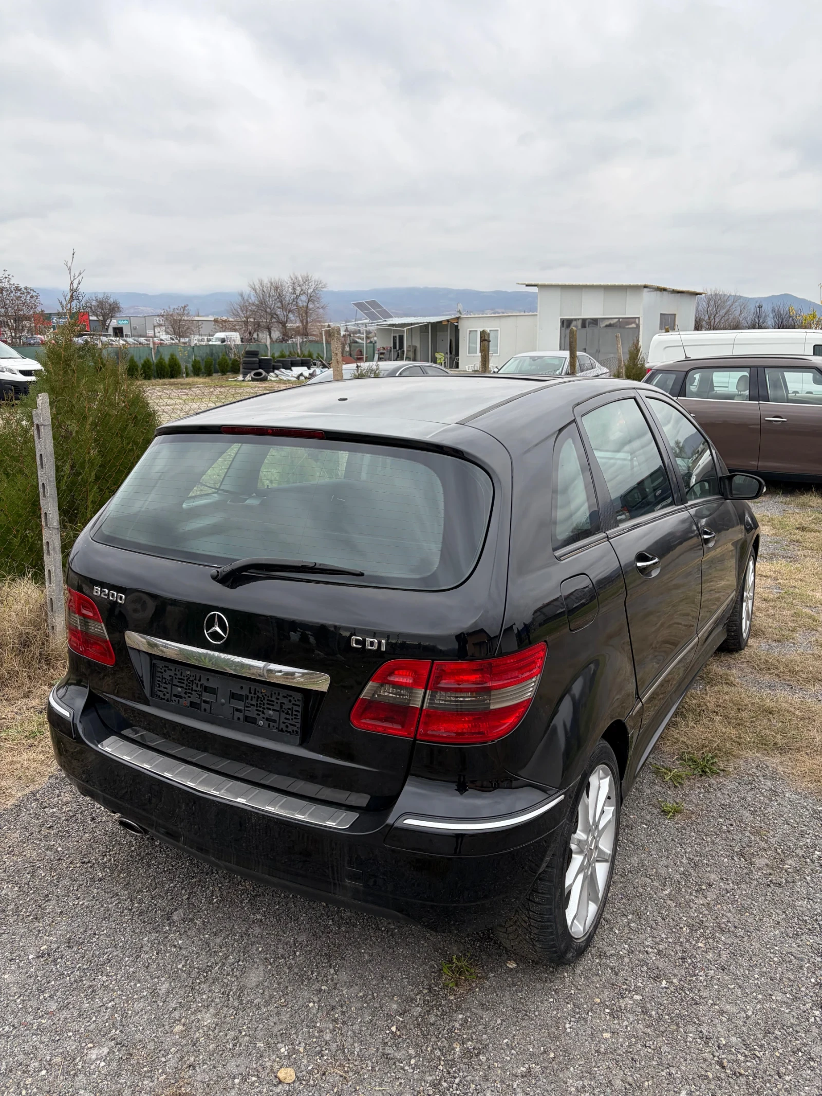 Mercedes-Benz B 200 2.0D * NAVI* 6 �������� | Mobile.bg � ����������� 7