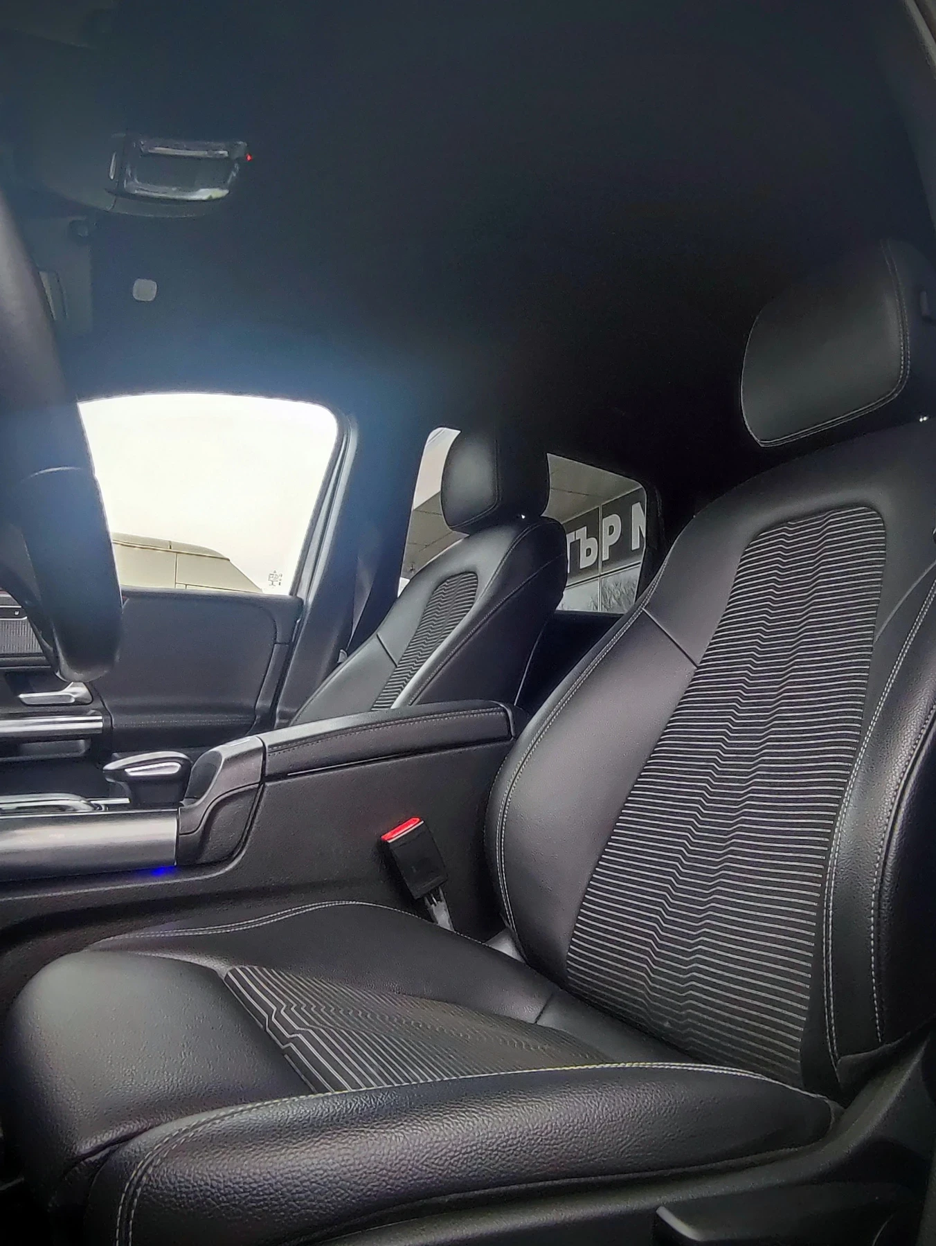 Mercedes-Benz A 200 Ambient* Cameras* Lane Assist* Full Led - изображение 7