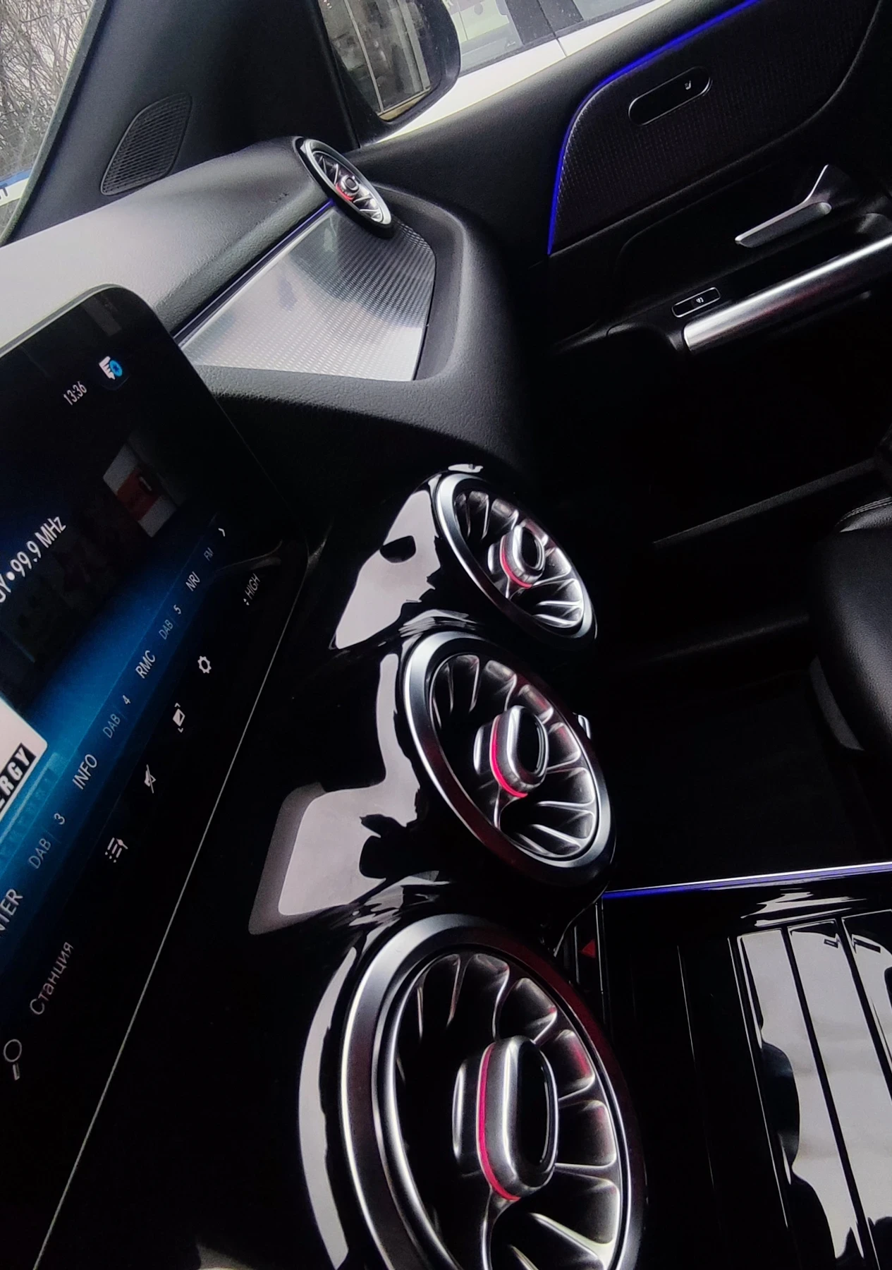 Mercedes-Benz A 200 Ambient* Cameras* Lane Assist* Full Led - изображение 3