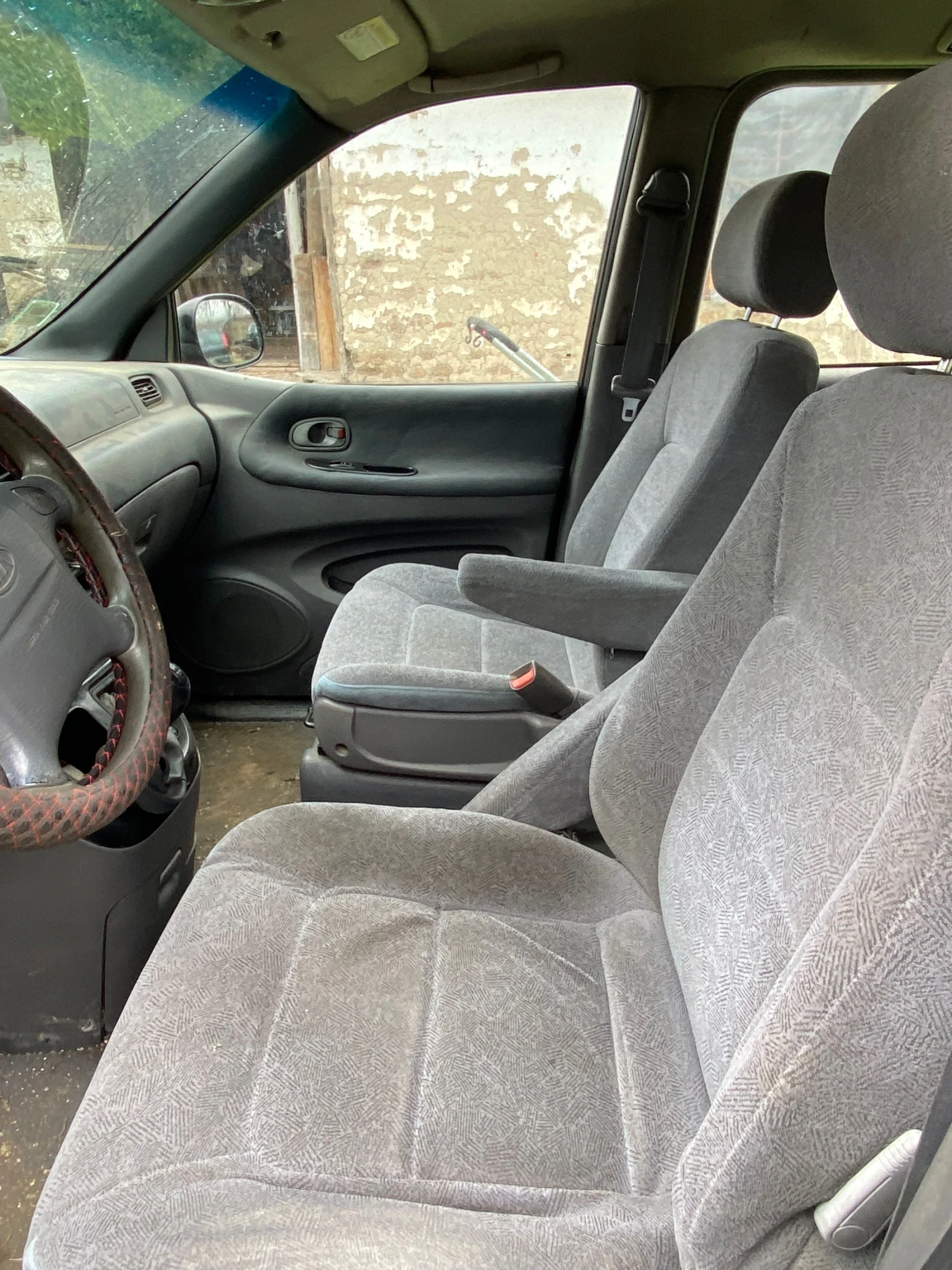 Kia Carnival 2.9, снимка 3 - Автомобили и джипове - 53900296