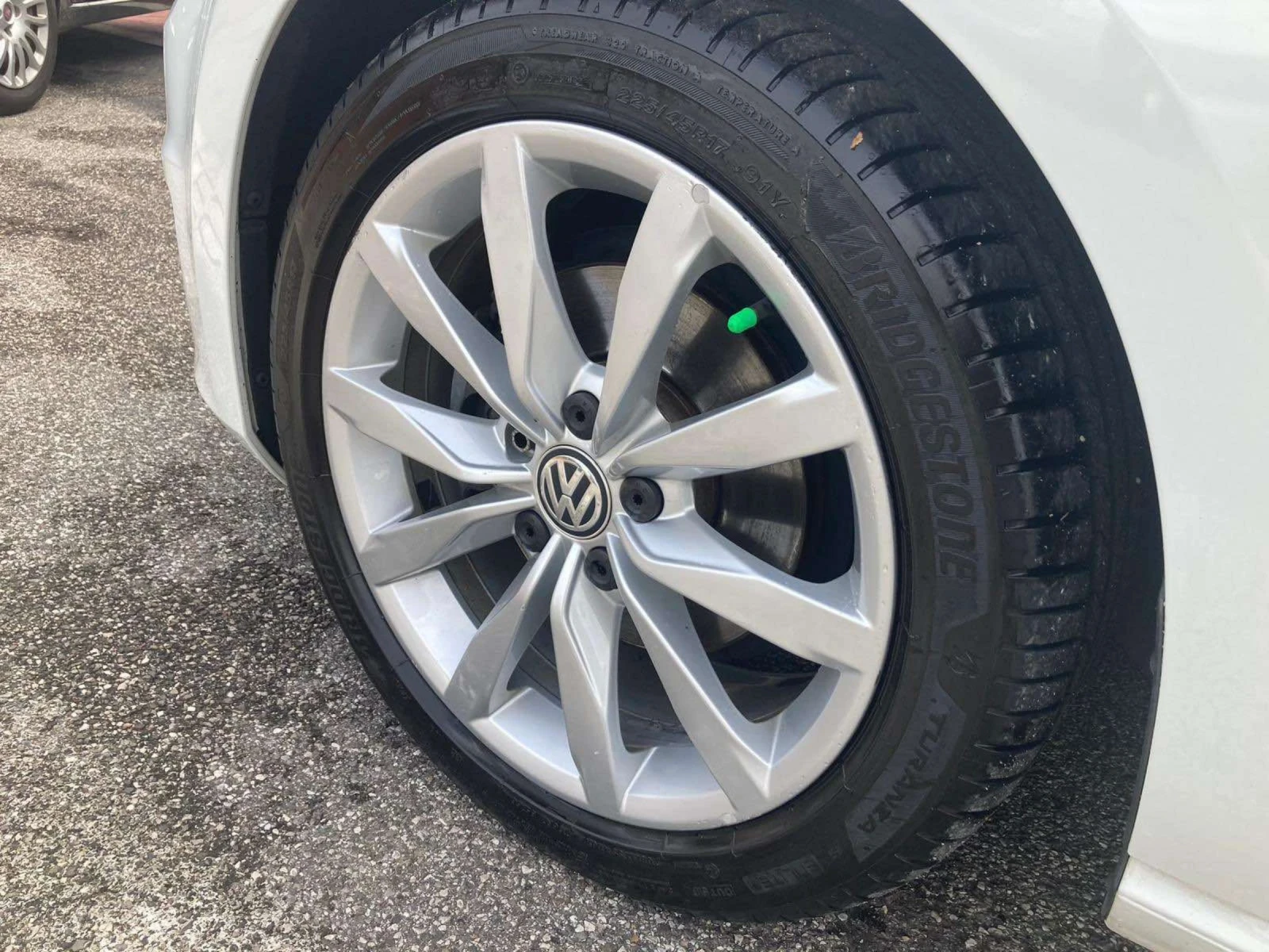 VW Golf 2.0 TDI 4 MOTION, снимка 7 - Автомобили и джипове - 53999521