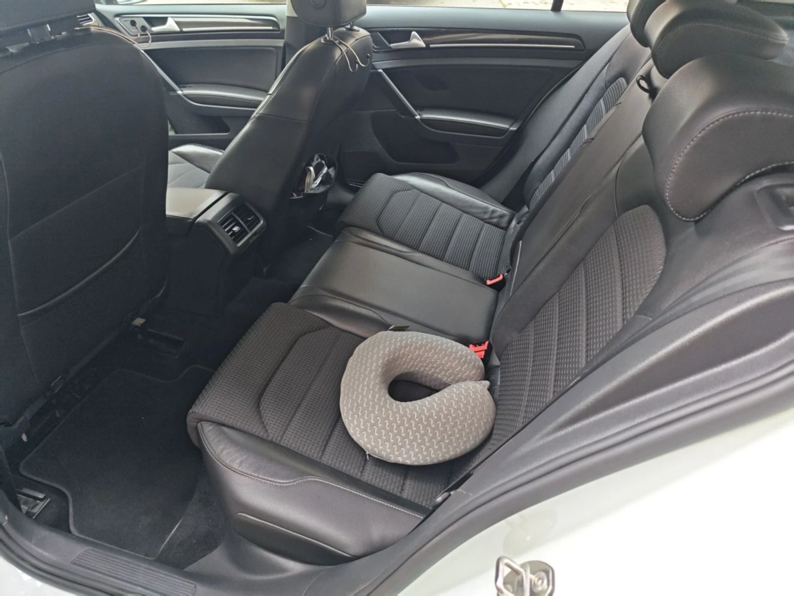 VW Golf 2.0 TDI 4 MOTION, снимка 12 - Автомобили и джипове - 53999521