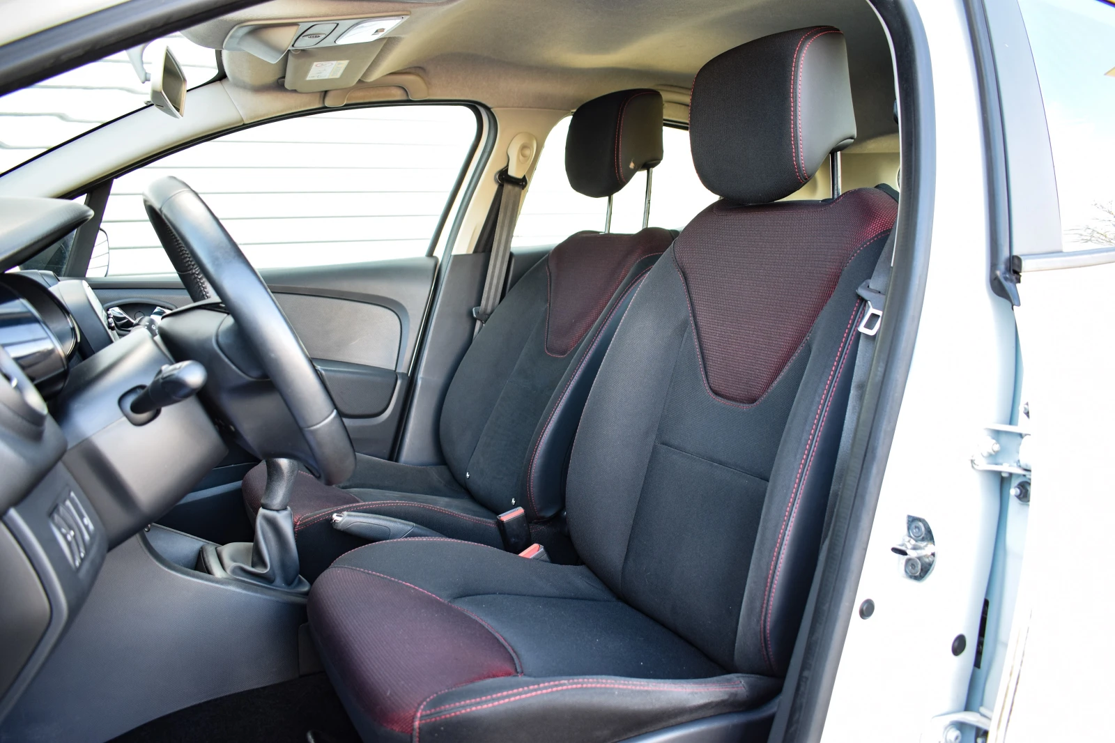 Renault Clio 1.5DCI 90k.c. Energy Eco-Drive, снимка 8 - Автомобили и джипове - 54151709